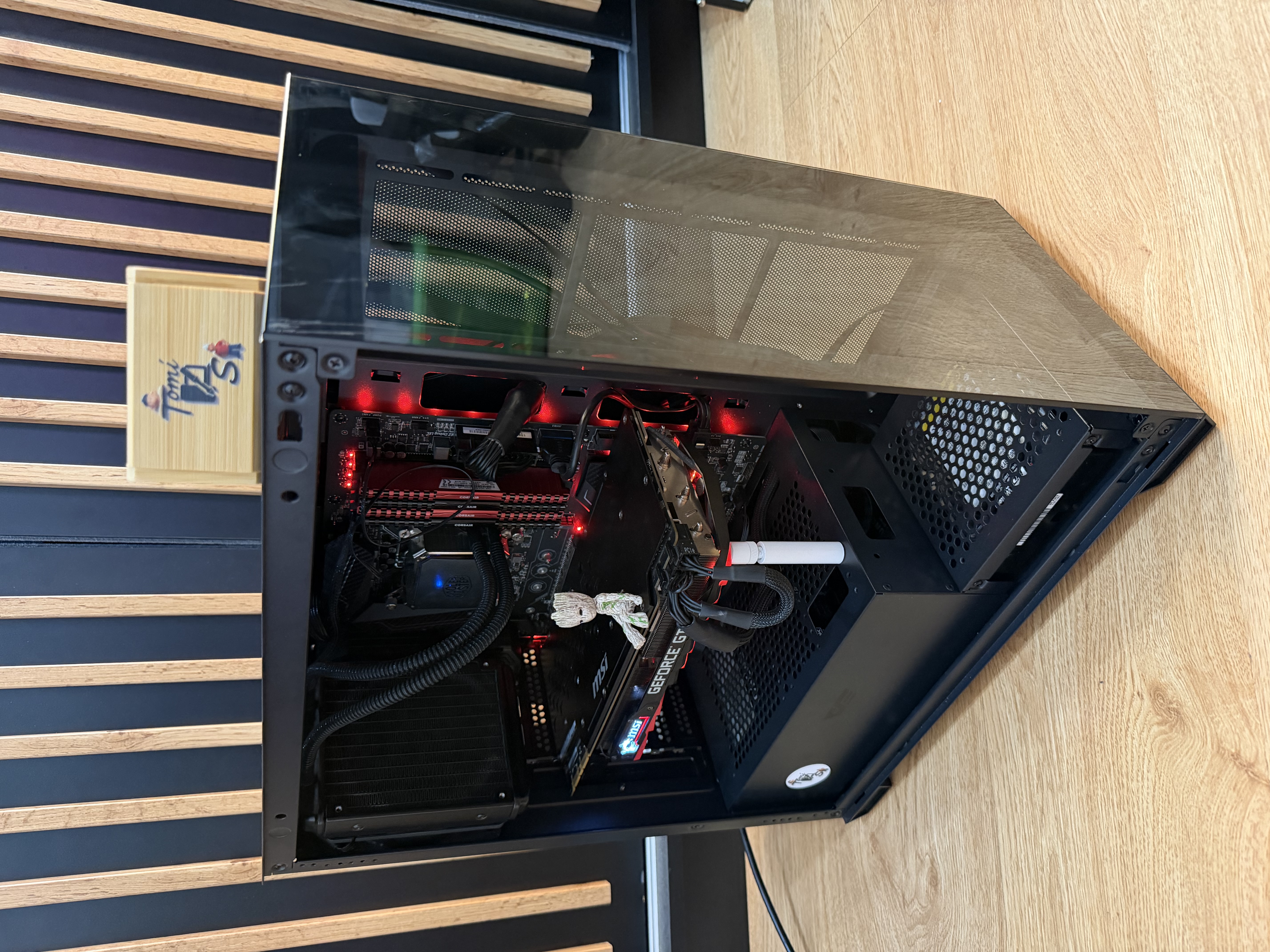 TOMIKON PC