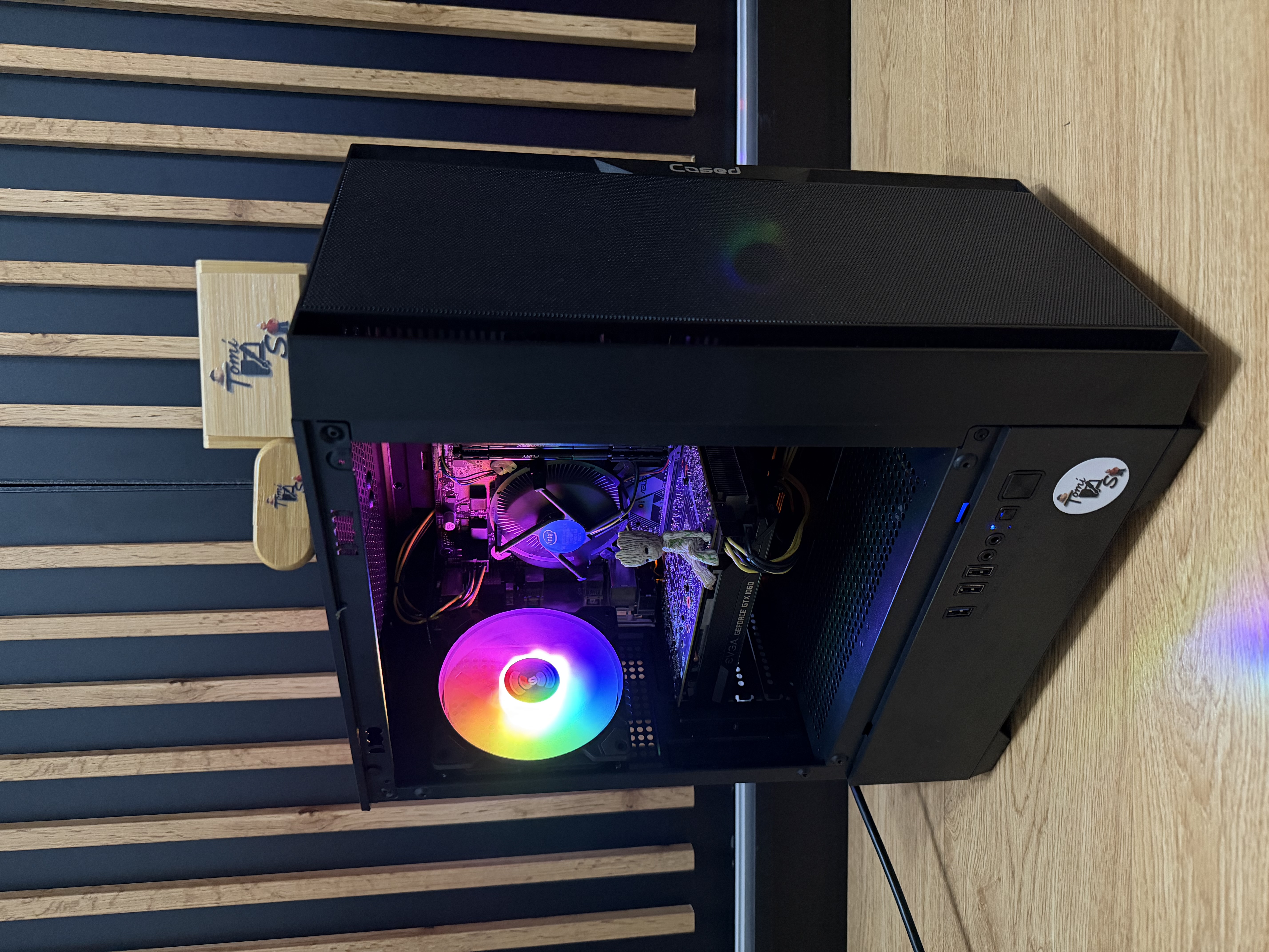 TOMIKON PC